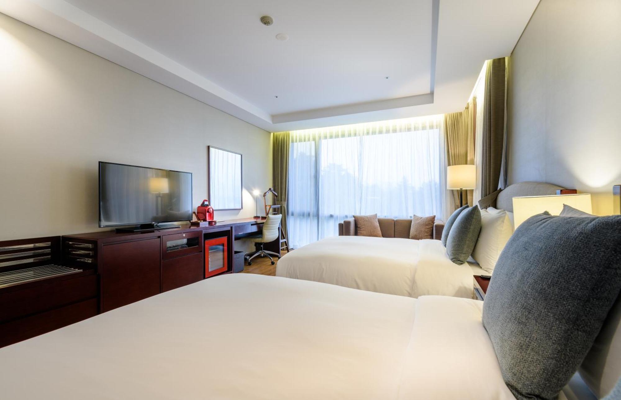 Отель Parksunshine Jeju Согвипхо Экстерьер фото