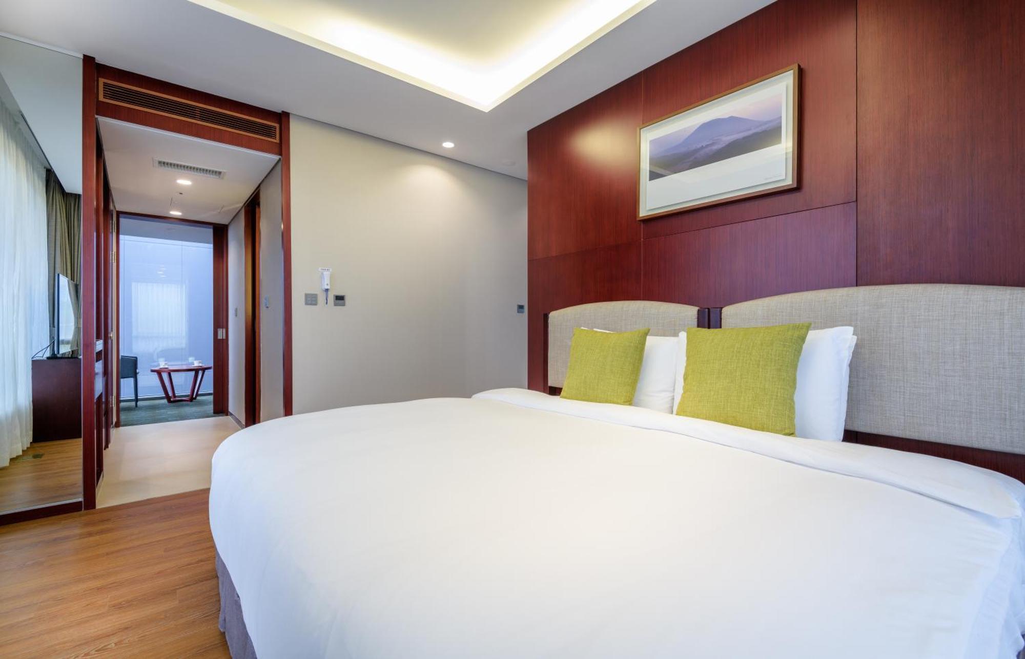 Отель Parksunshine Jeju Согвипхо Экстерьер фото