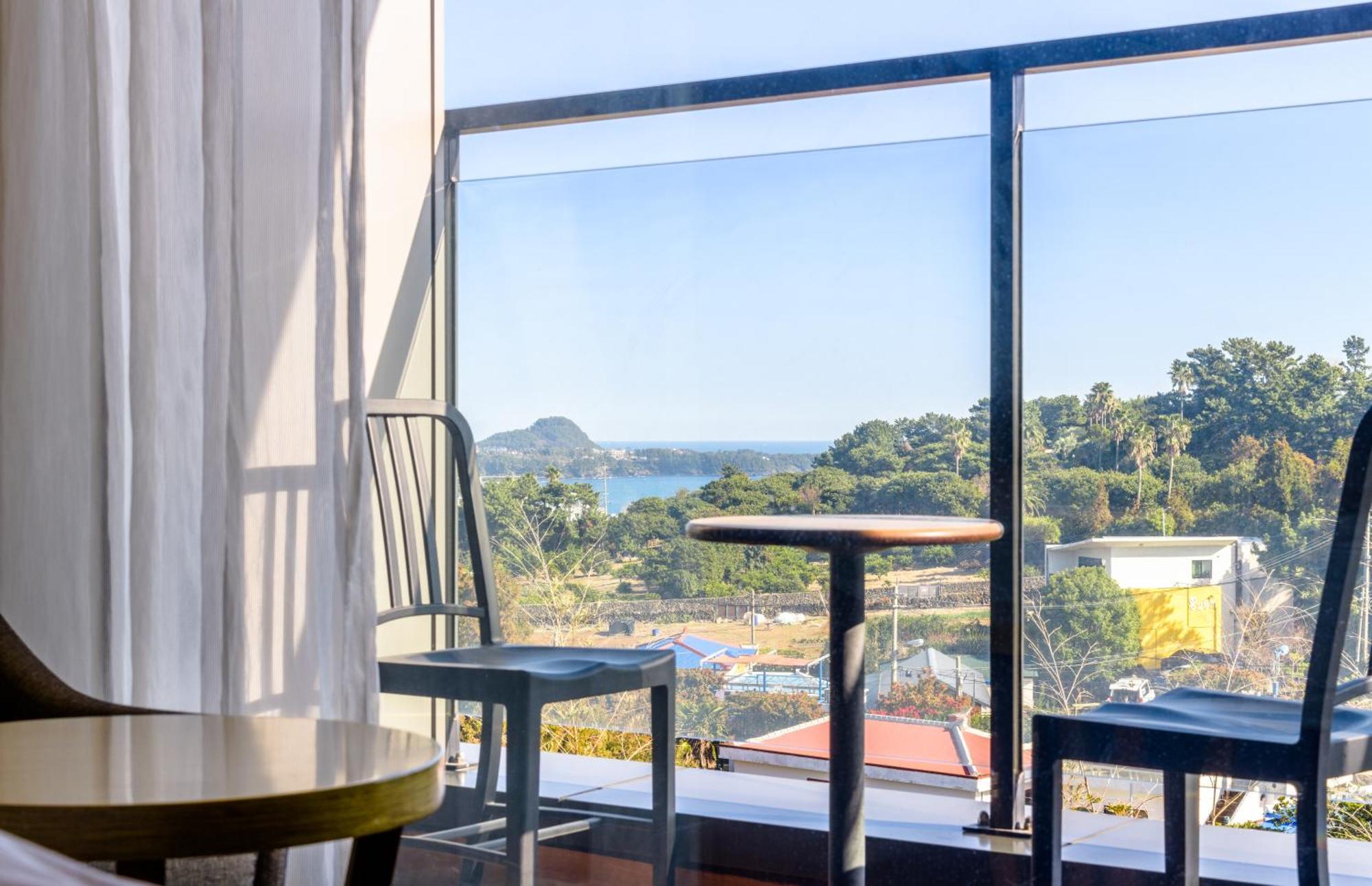 Отель Parksunshine Jeju Согвипхо Экстерьер фото