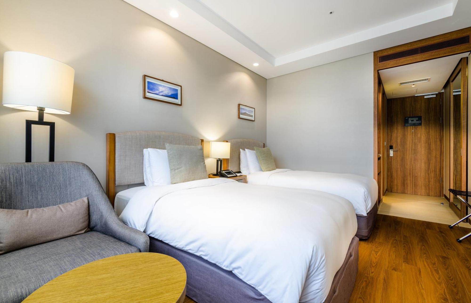 Отель Parksunshine Jeju Согвипхо Экстерьер фото